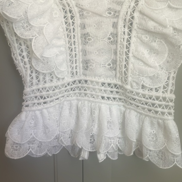 NWT IVORY & CHAIN CHIOELLE TOP - Picture 3 of 9